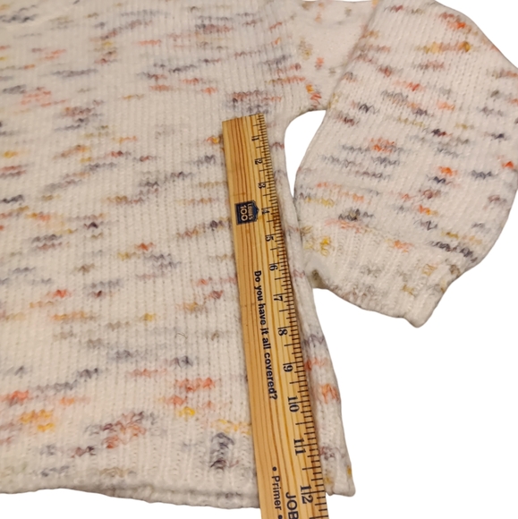 JESSICA SIMPSON WOMEN'S SIZE MEDIUM MULTI PASTEL COLORED TURTLE NECK SWEATER. - Picture 4 of 9